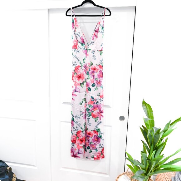 Fame and Partners Size 2 Deep V-Neck Floral Back Tie Maxi Dress - Picture 2 of 8